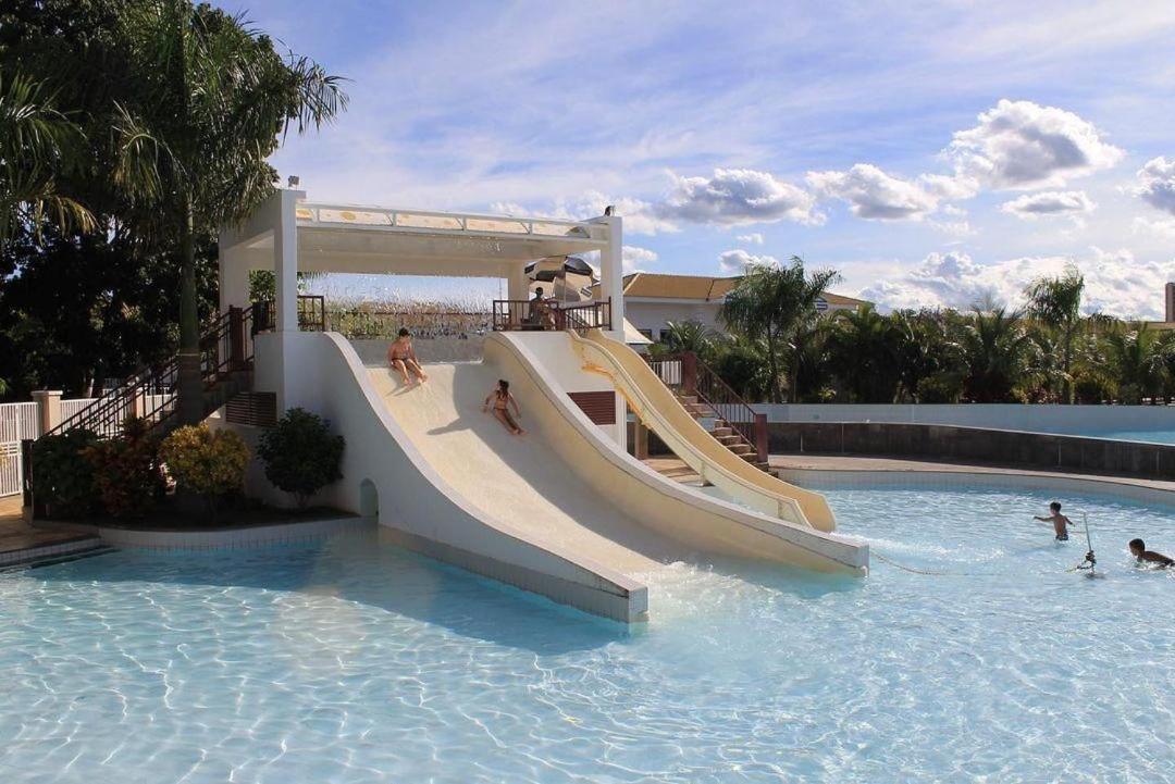 Lacqua diRoma PISCINA 24 HORAS