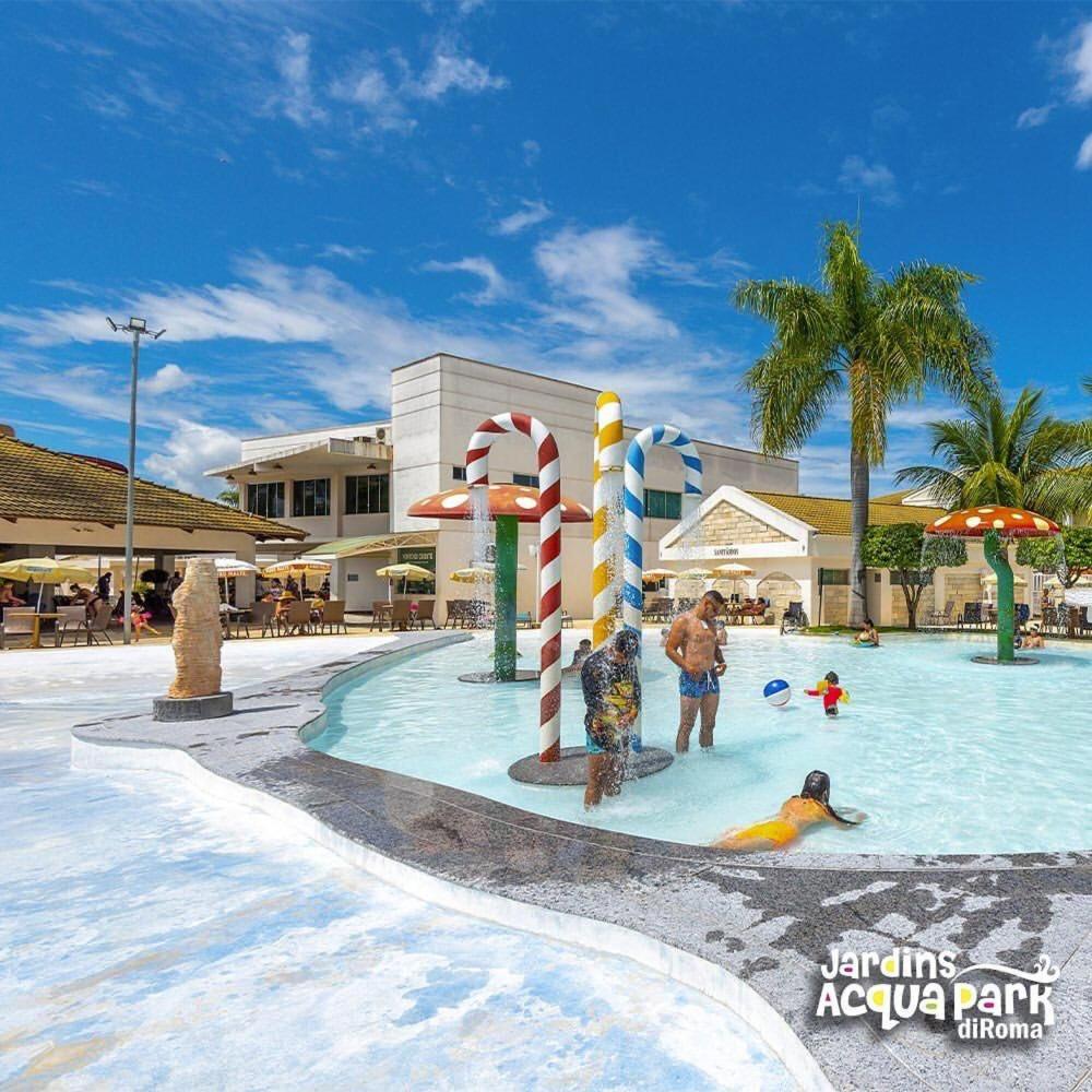 Lacqua diRoma PISCINA 24 HORAS