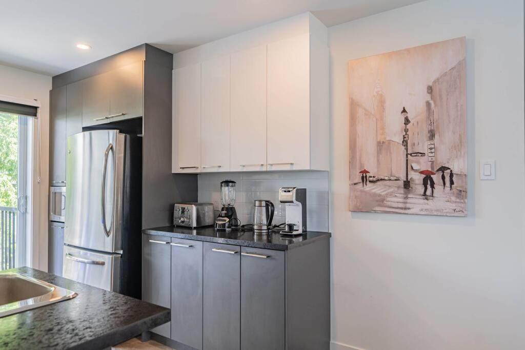 Modern 3BR Escape with 2 FREE Parking Spots