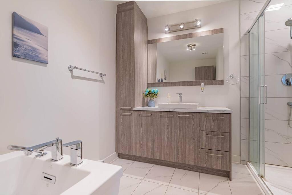 Modern 3BR Escape with 2 FREE Parking Spots