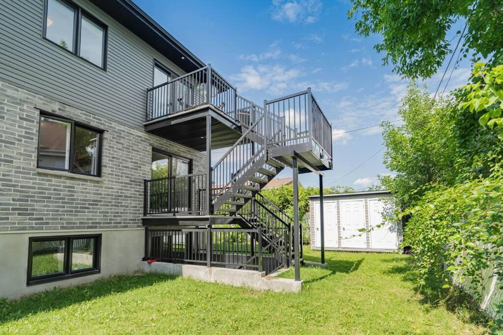Modern 3BR Escape with 2 FREE Parking Spots