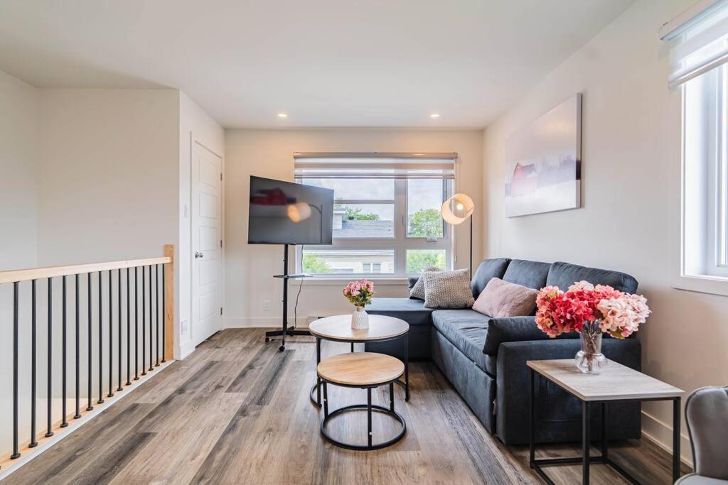 Modern 3BR Escape with 2 FREE Parking Spots