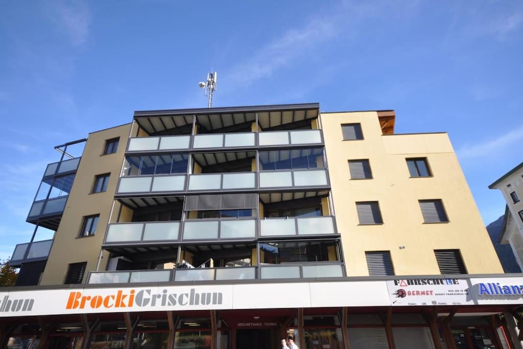 Für 4 Pers neben Talstation Parsennbahn und Bünda Skilift private Dachterrasse