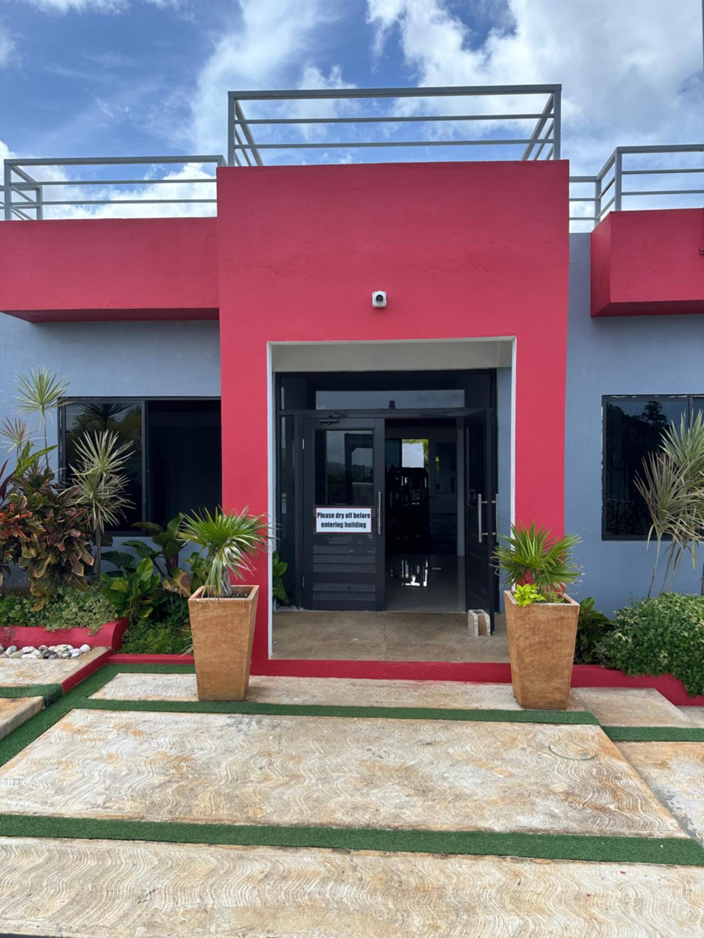 Pyramid point villa