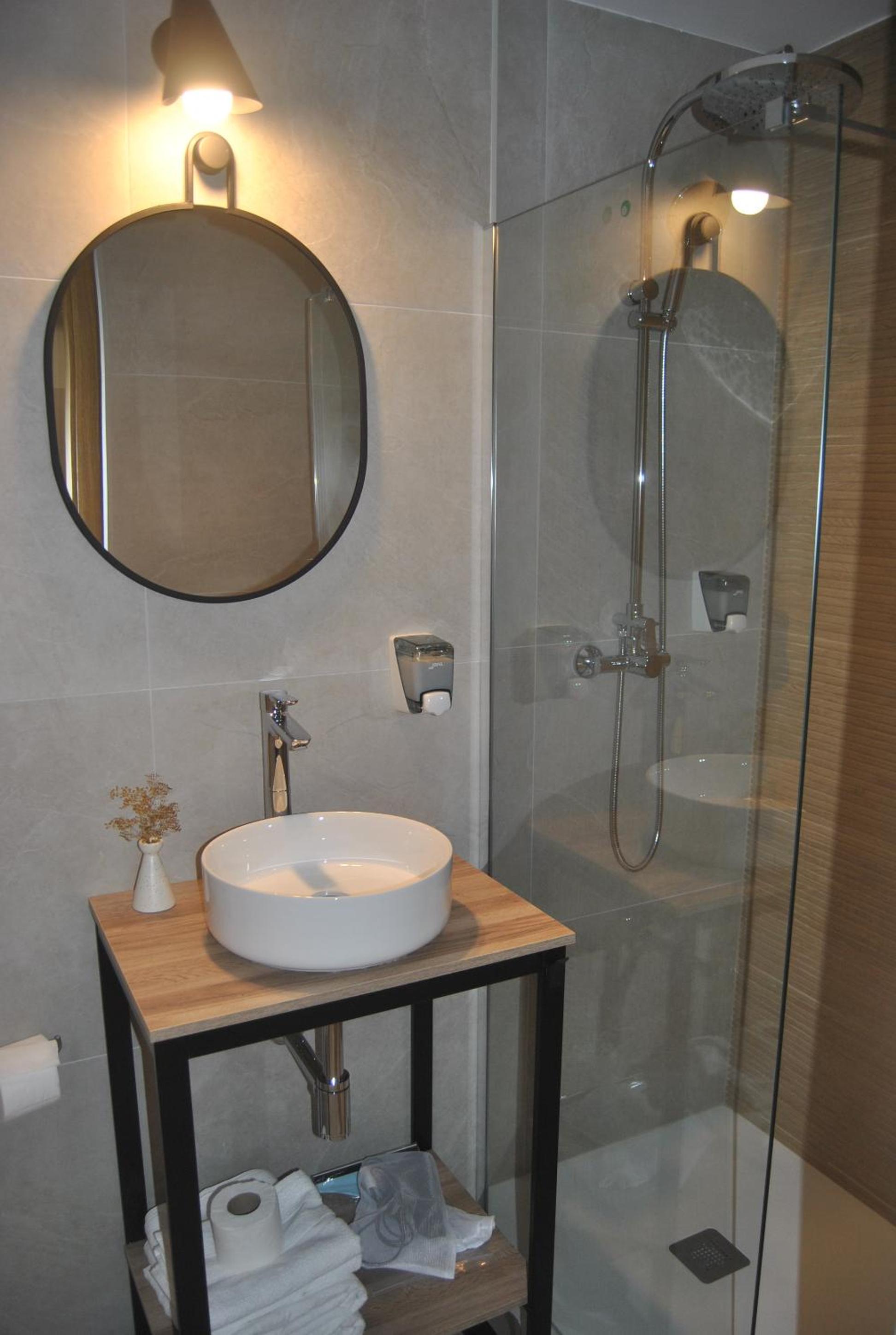 ZALLE OVIEDO SUITES