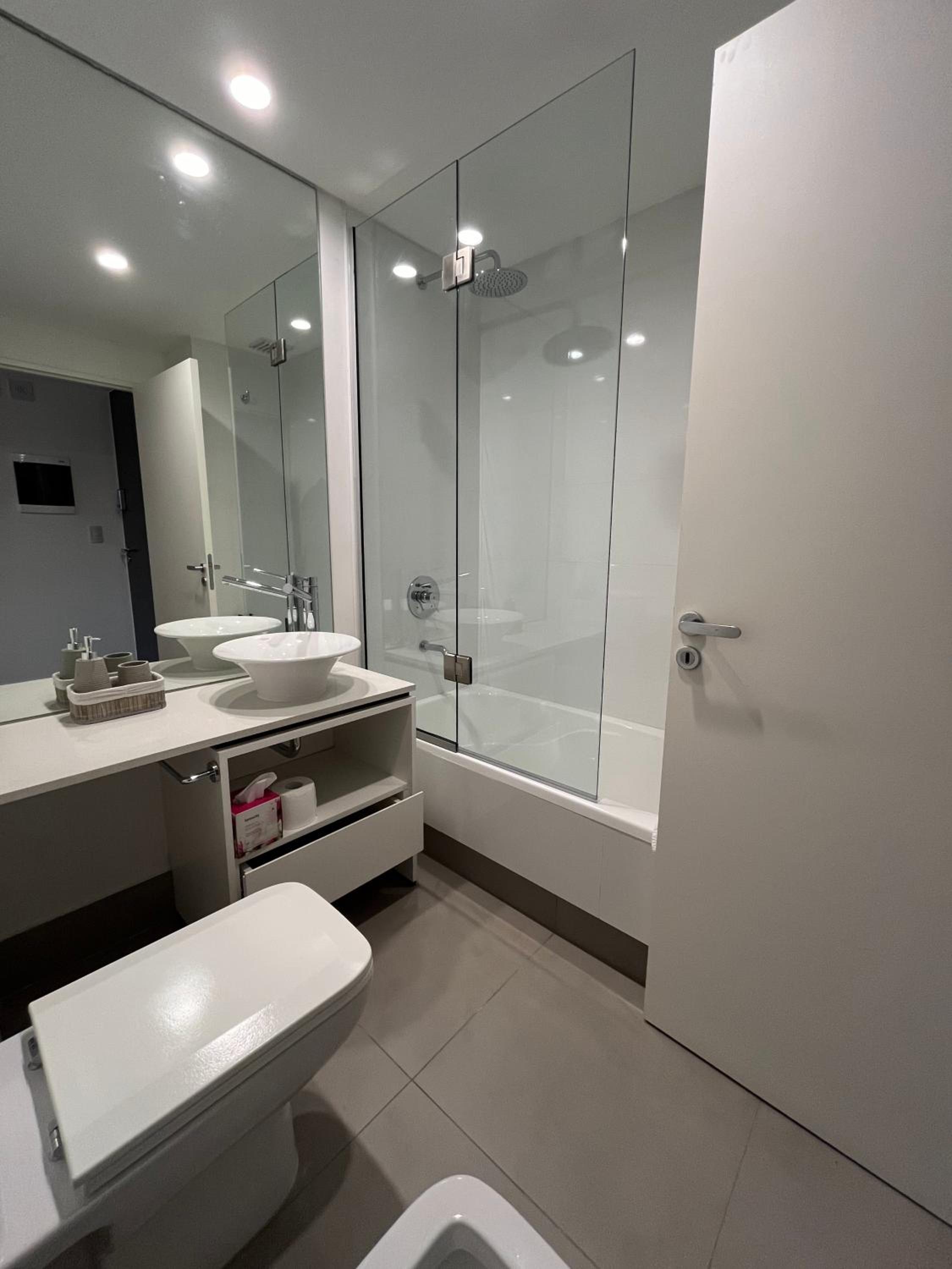 Moderno estudio con terraza y parrilla en Palermo