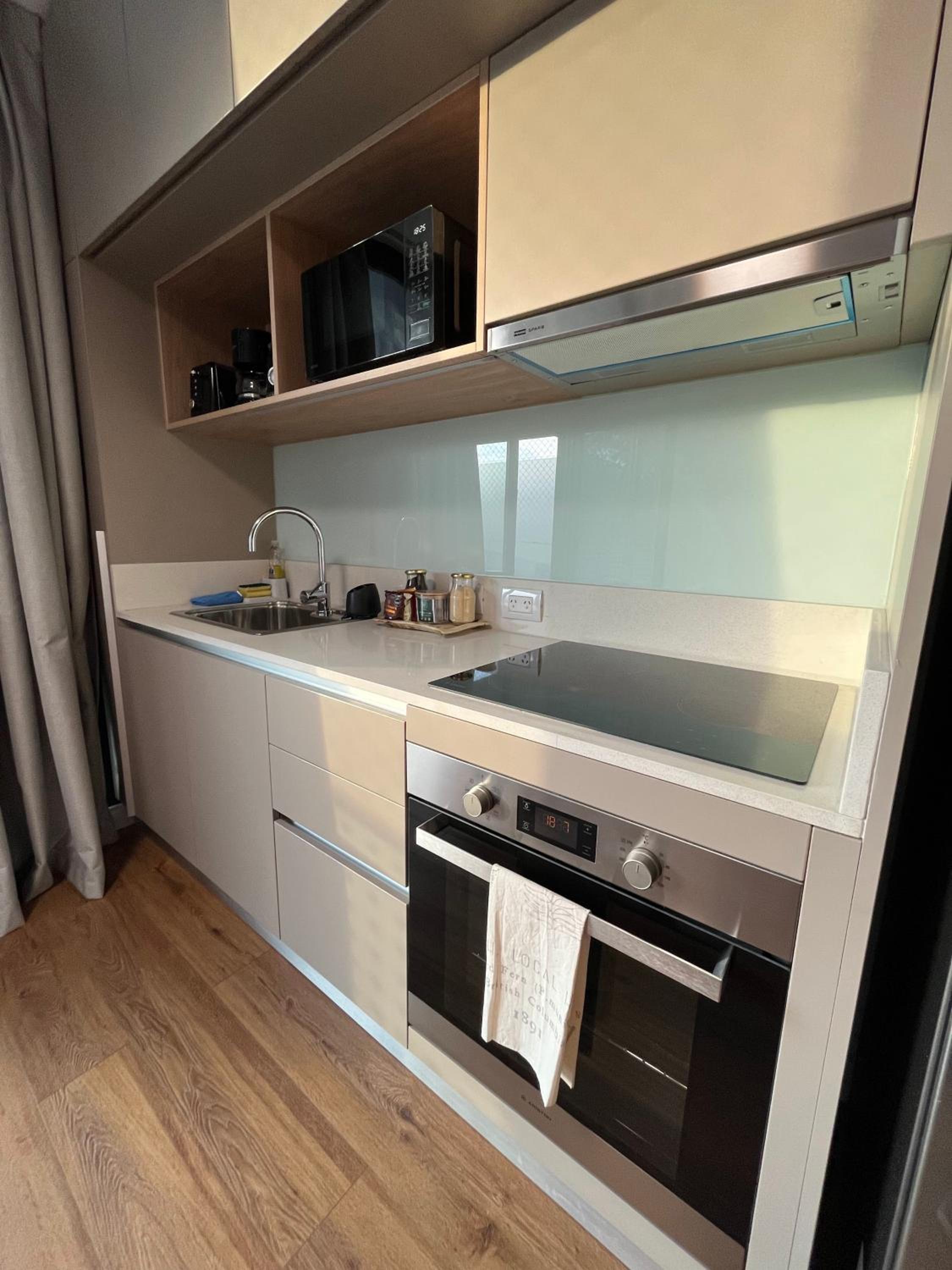 Moderno estudio con terraza y parrilla en Palermo