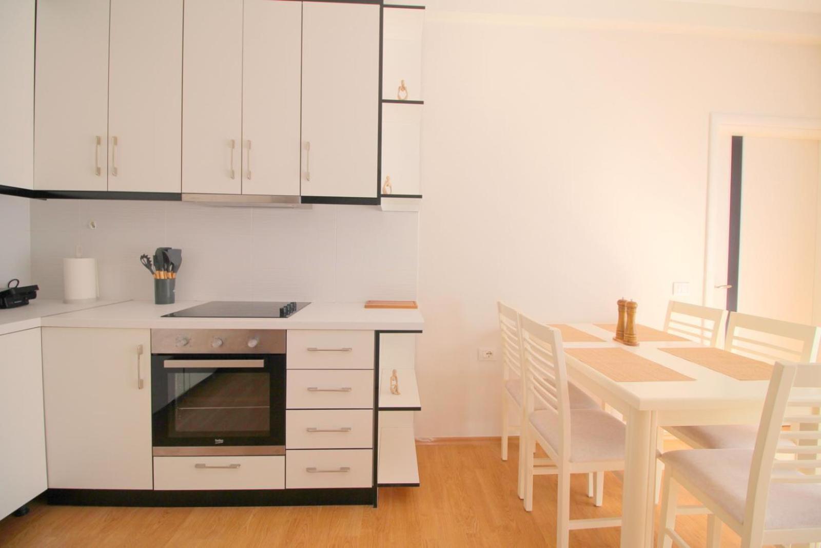 Motra Apartment