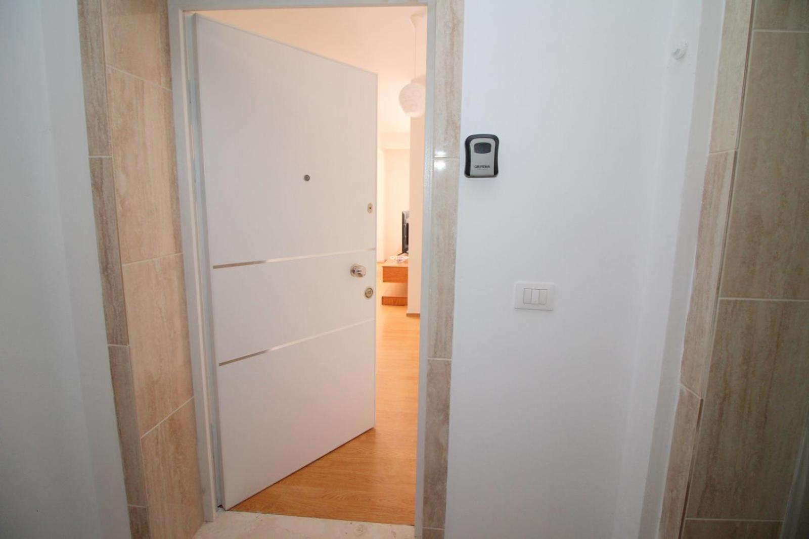 Motra Apartment