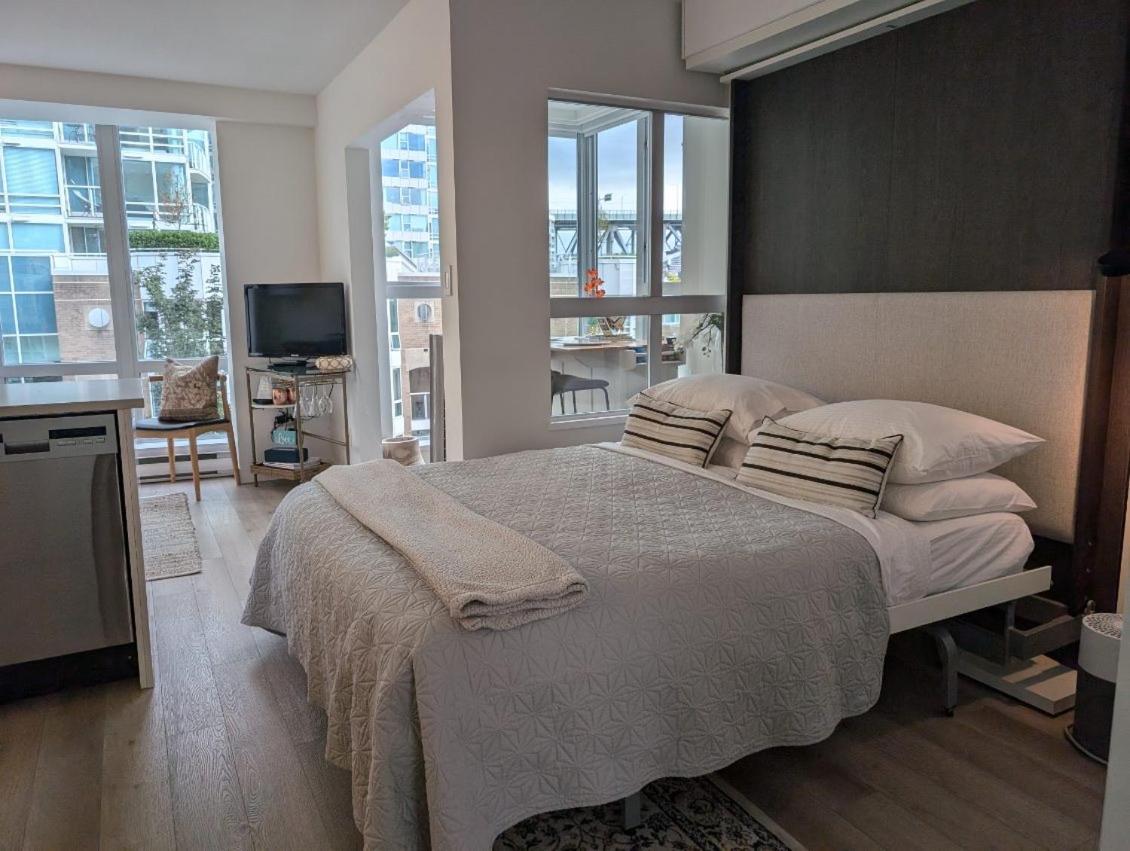 Penthouses of Beach Ave