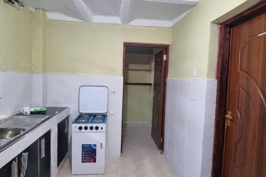 Fully Furnished 2 Bedroom ensuite view 5