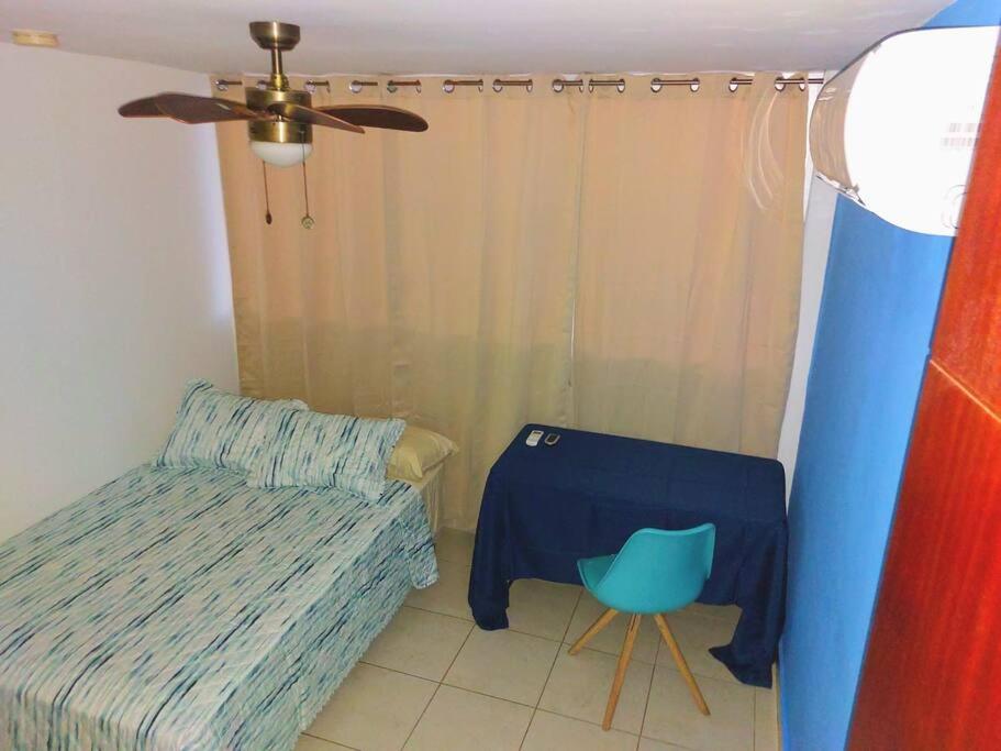 Cozy Apartment near Metro Station Ave 12 Oct view 5
