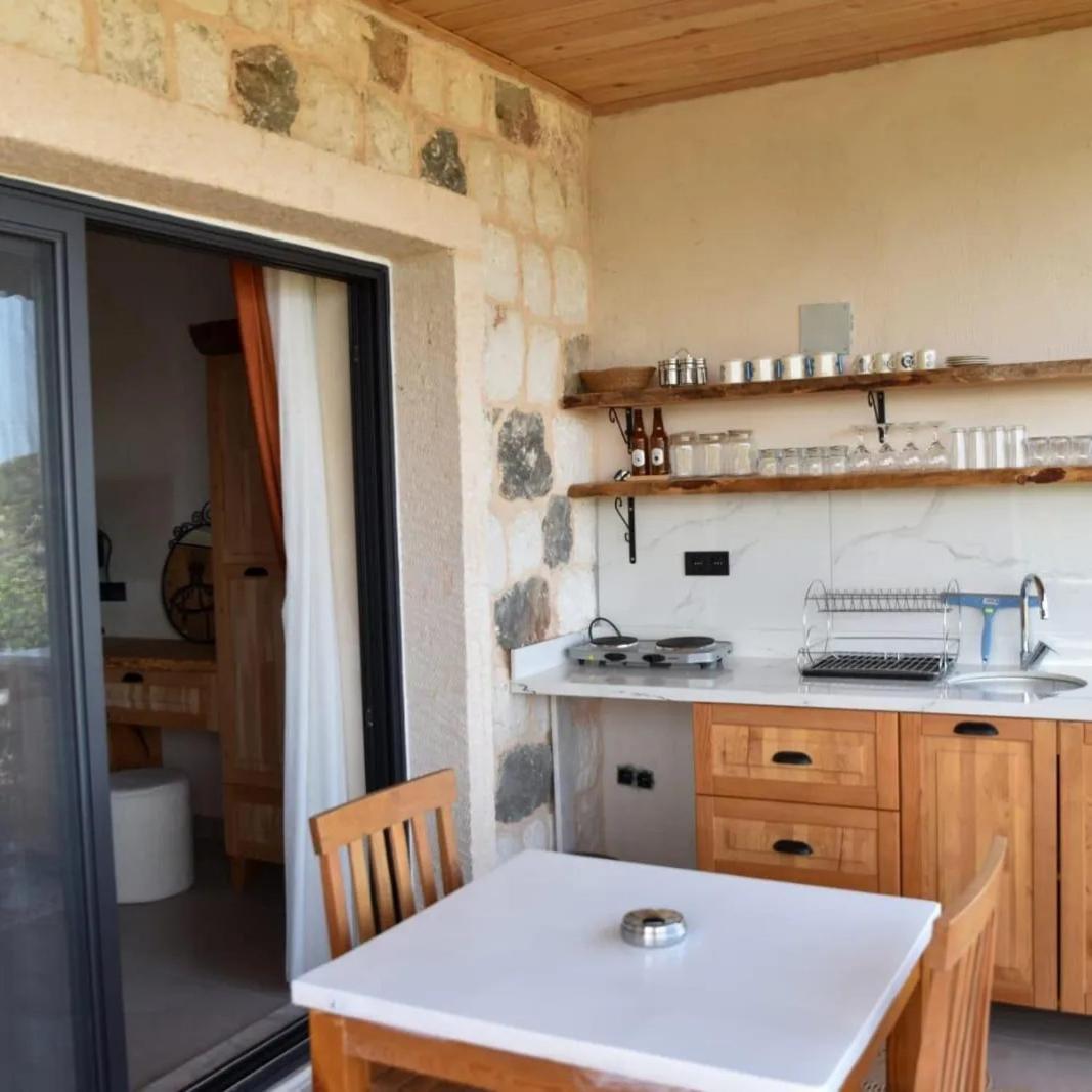 Anatolia taş ev apart kekova