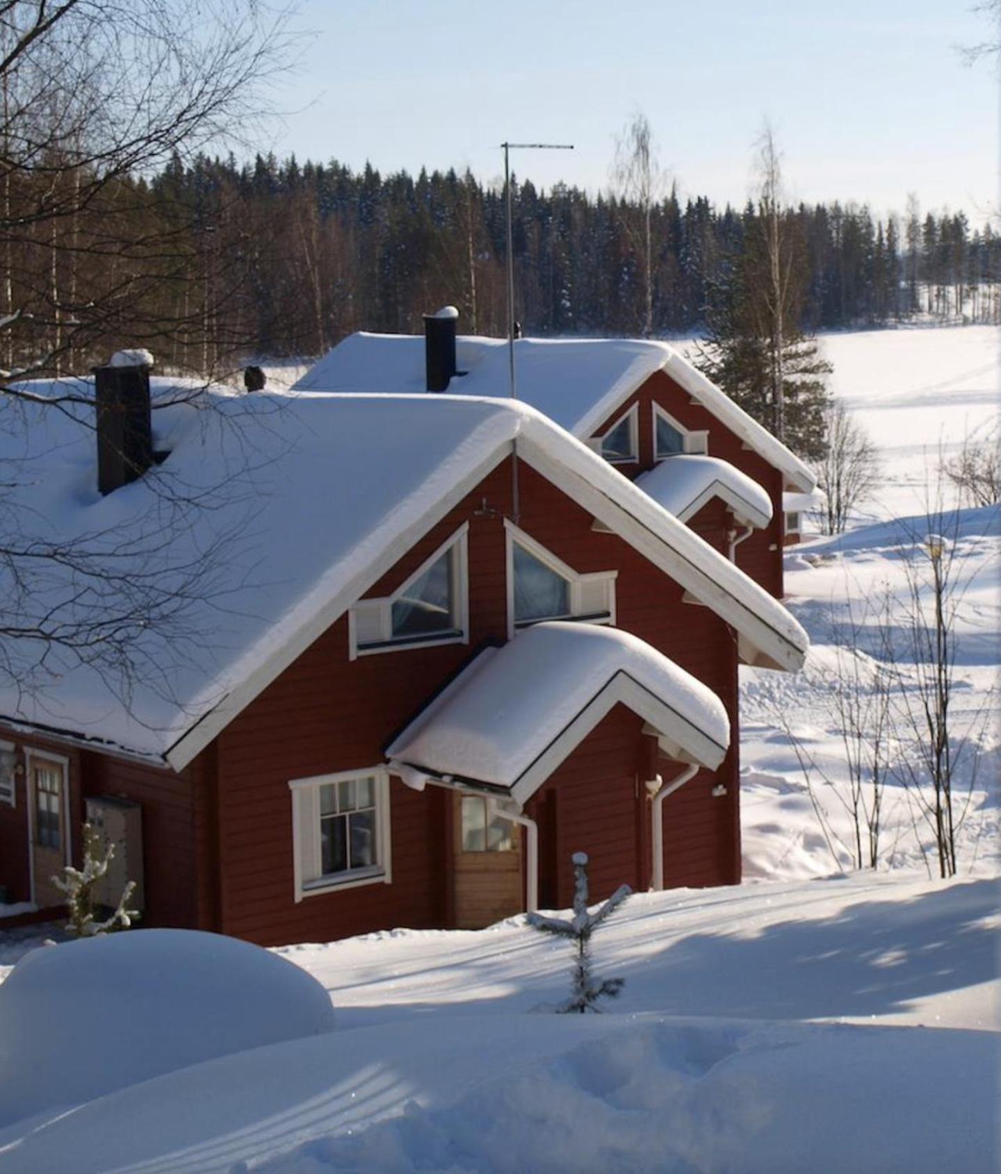 Tahkon Riihiranta - 4 bedroom villa by the lake - Tasokas tilava rantamökki view 2