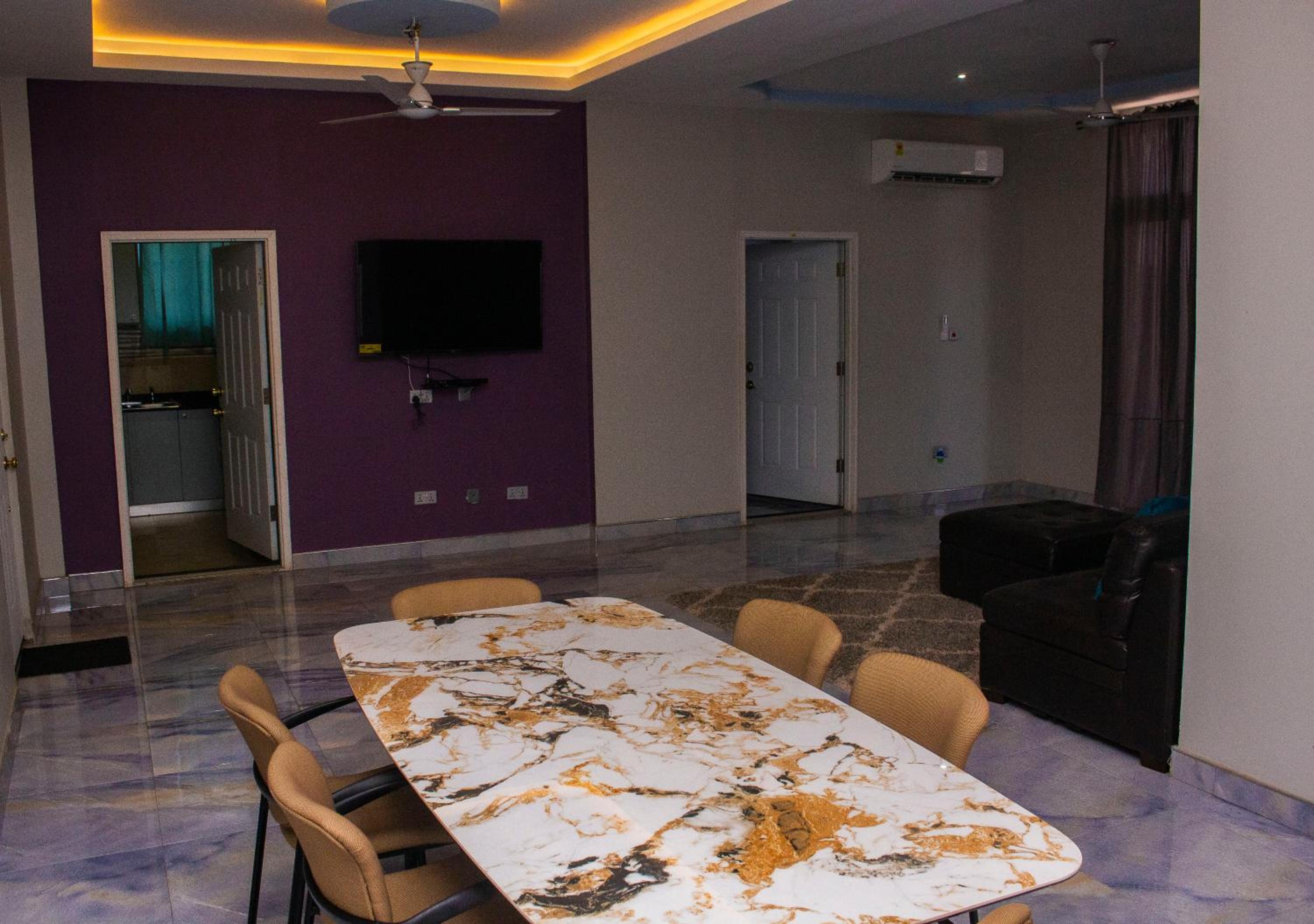 Adonai Apartments
