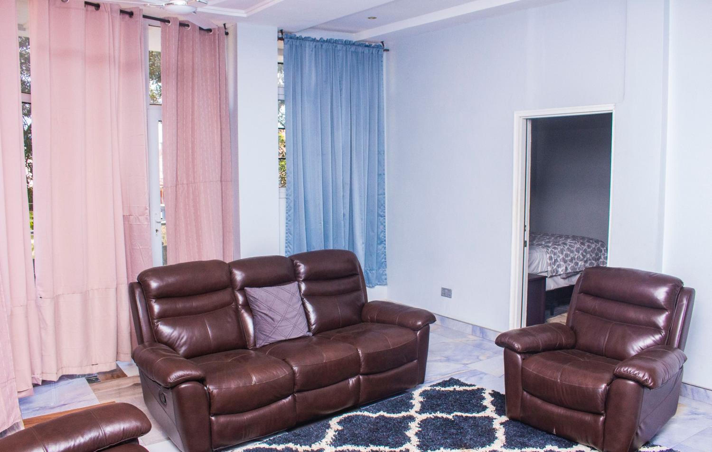 Adonai Apartments