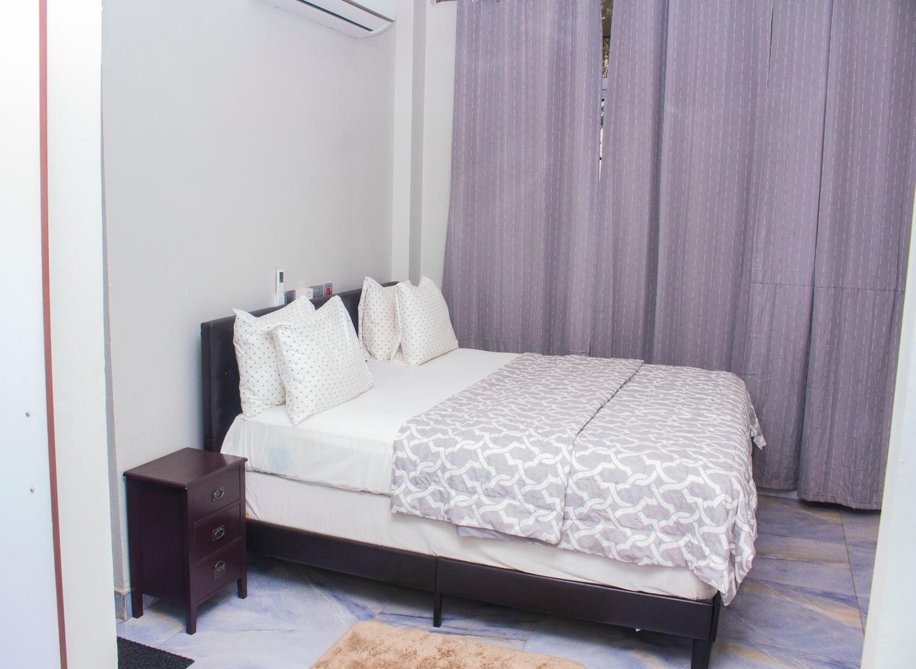 Adonai Apartments