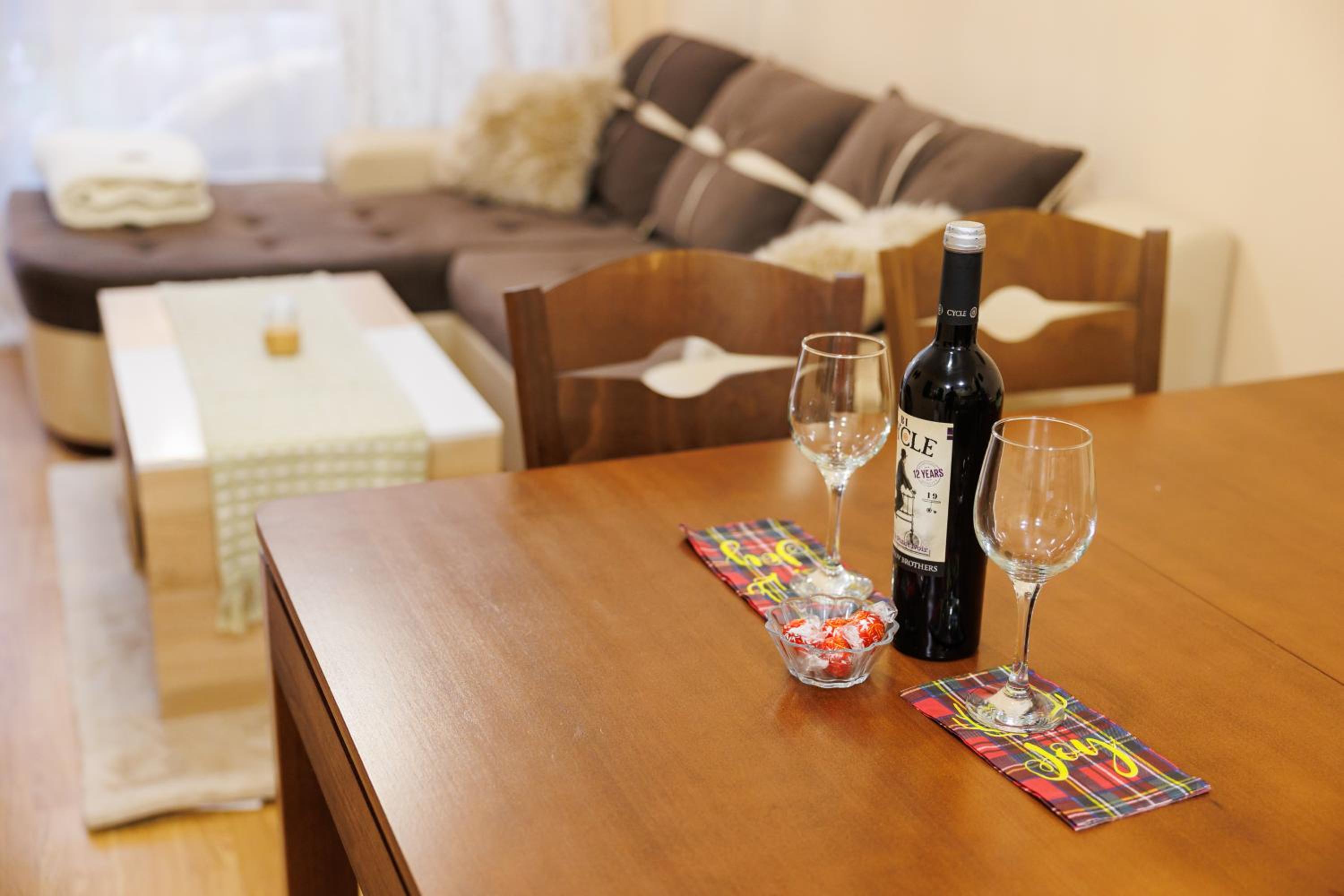 Garden apartment Aspen Suites A008