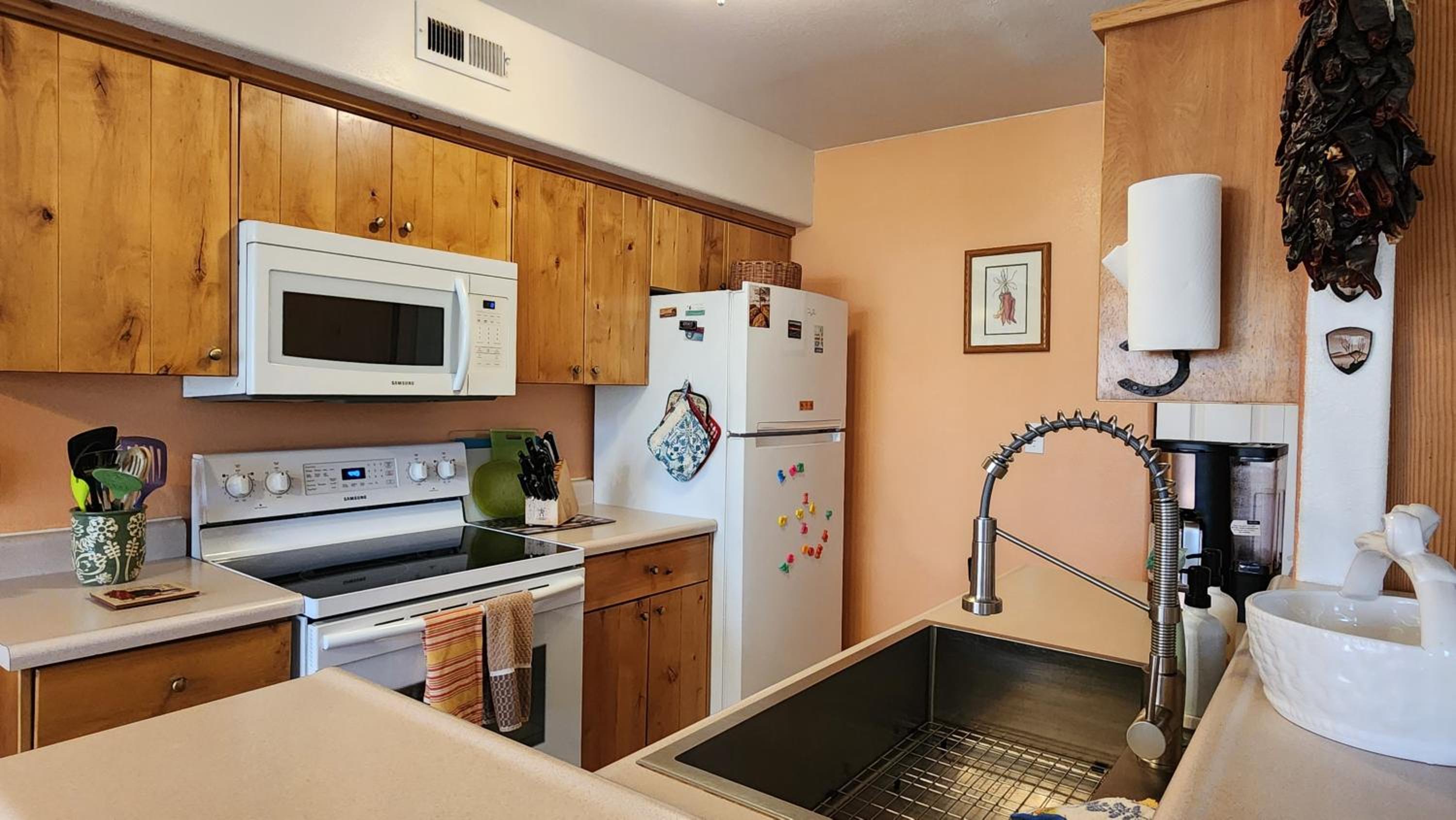Golf course condo in Moab view 5