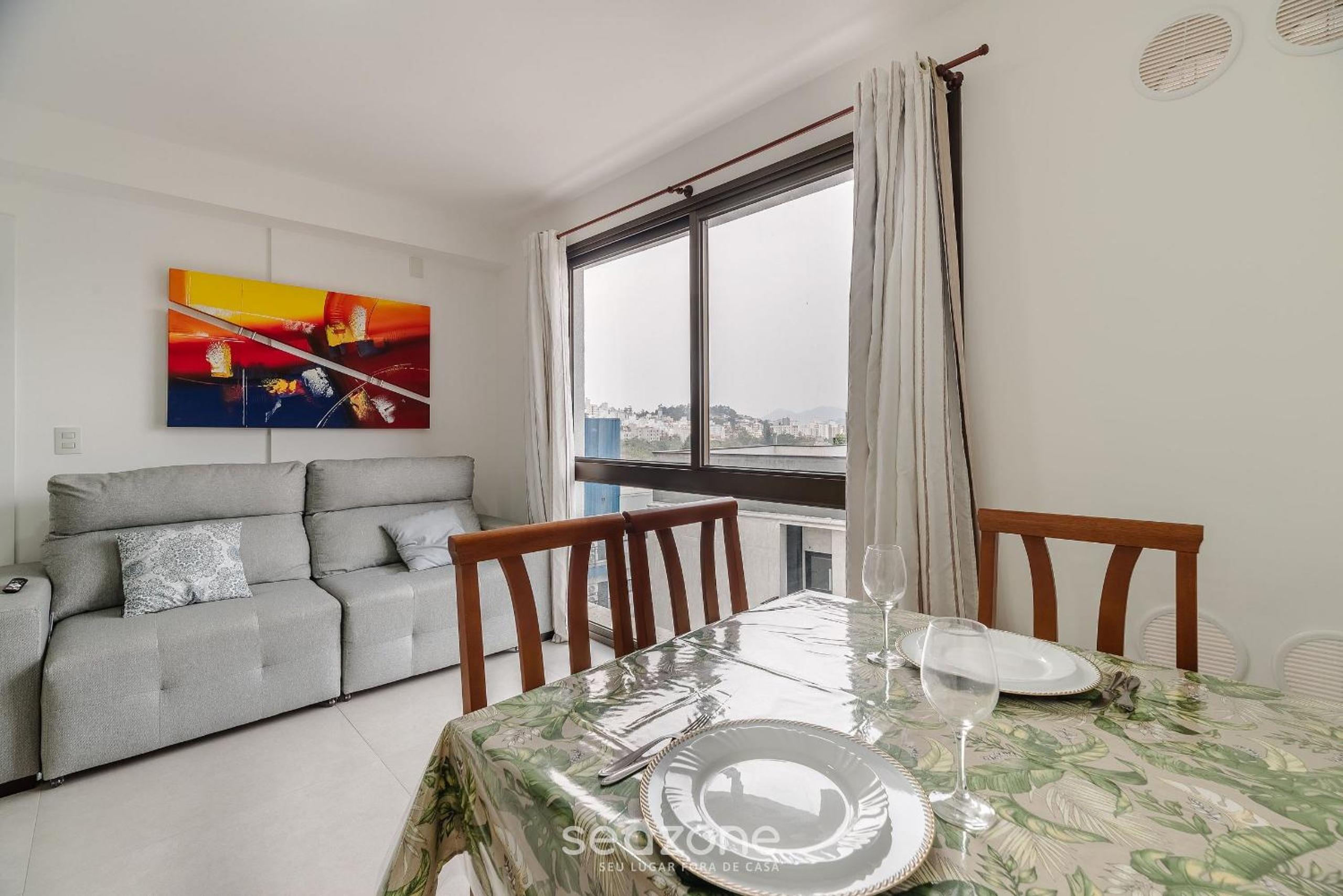 YHD - Condominium with pool near UFSC Located in Carvoeira, this condominium is an excellent choi