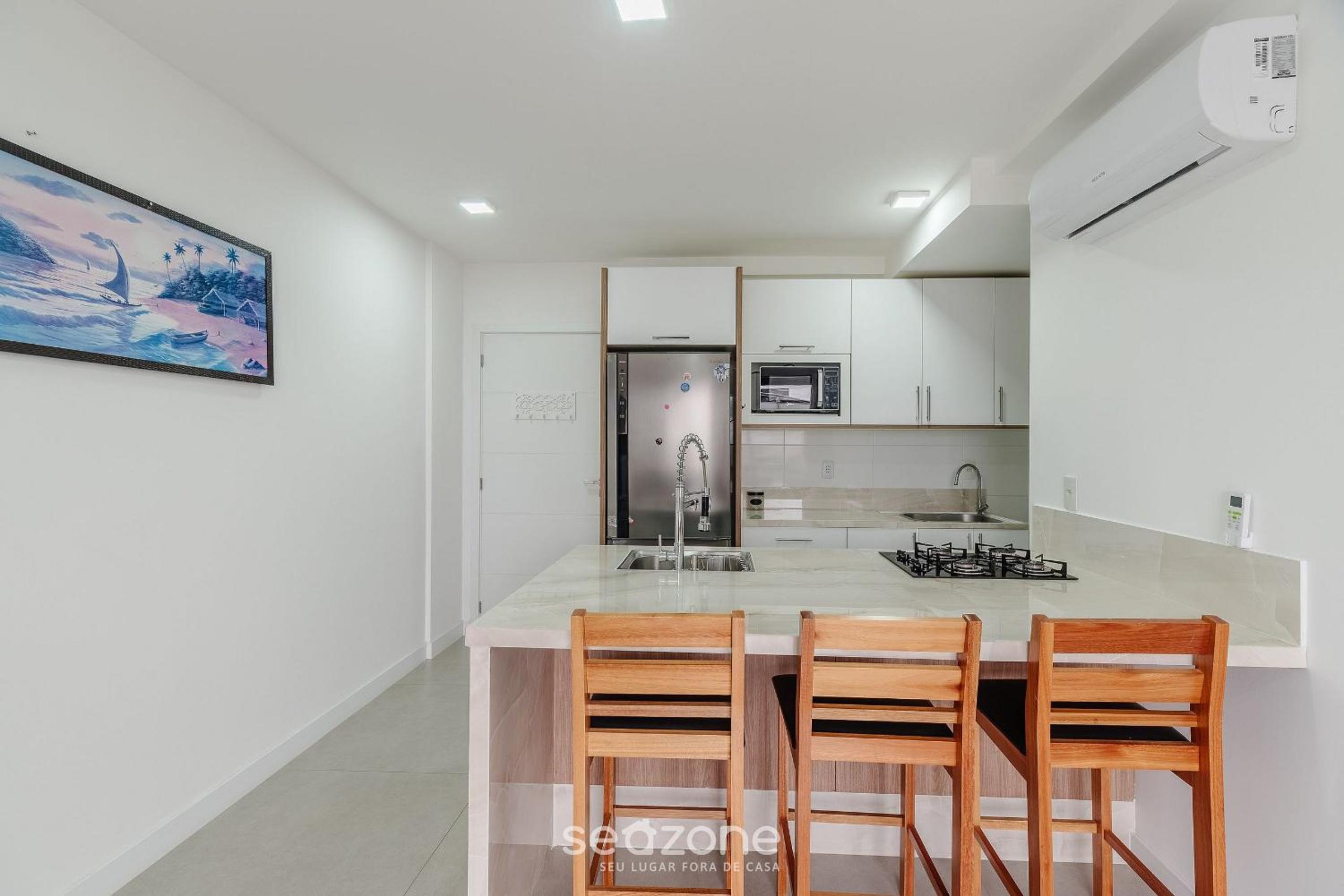 YHD - Condominium with pool near UFSC Located in Carvoeira, this condominium is an excellent choi