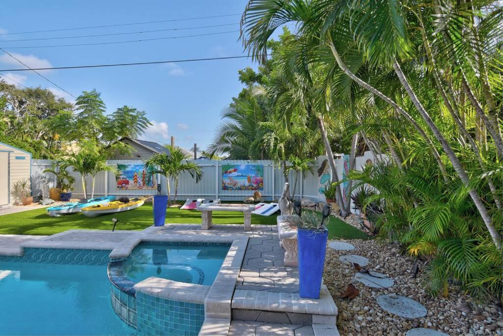 Mermaids Cove Heated Pool Jacuzzi Firepit Beach Access view 2