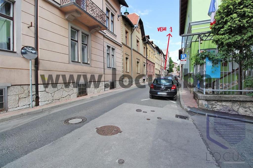 NEW - VeNi - Modern Downtown Apartment
