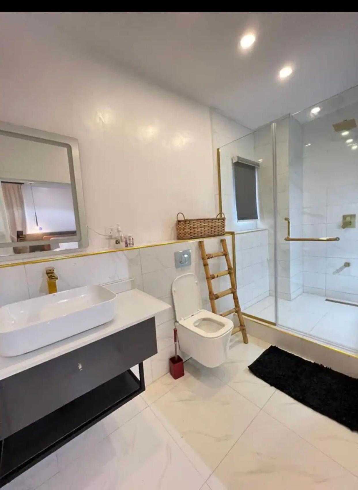 Luxury 3bedroom apartment view 5