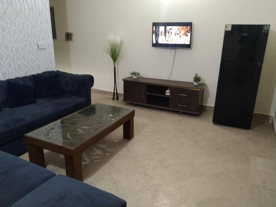 Luxurious 2 Bed Family Entire Apartment with All Amenities