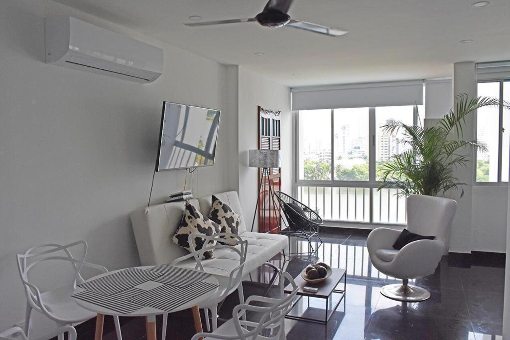 Cristoforo Colombo 2 habitaciones