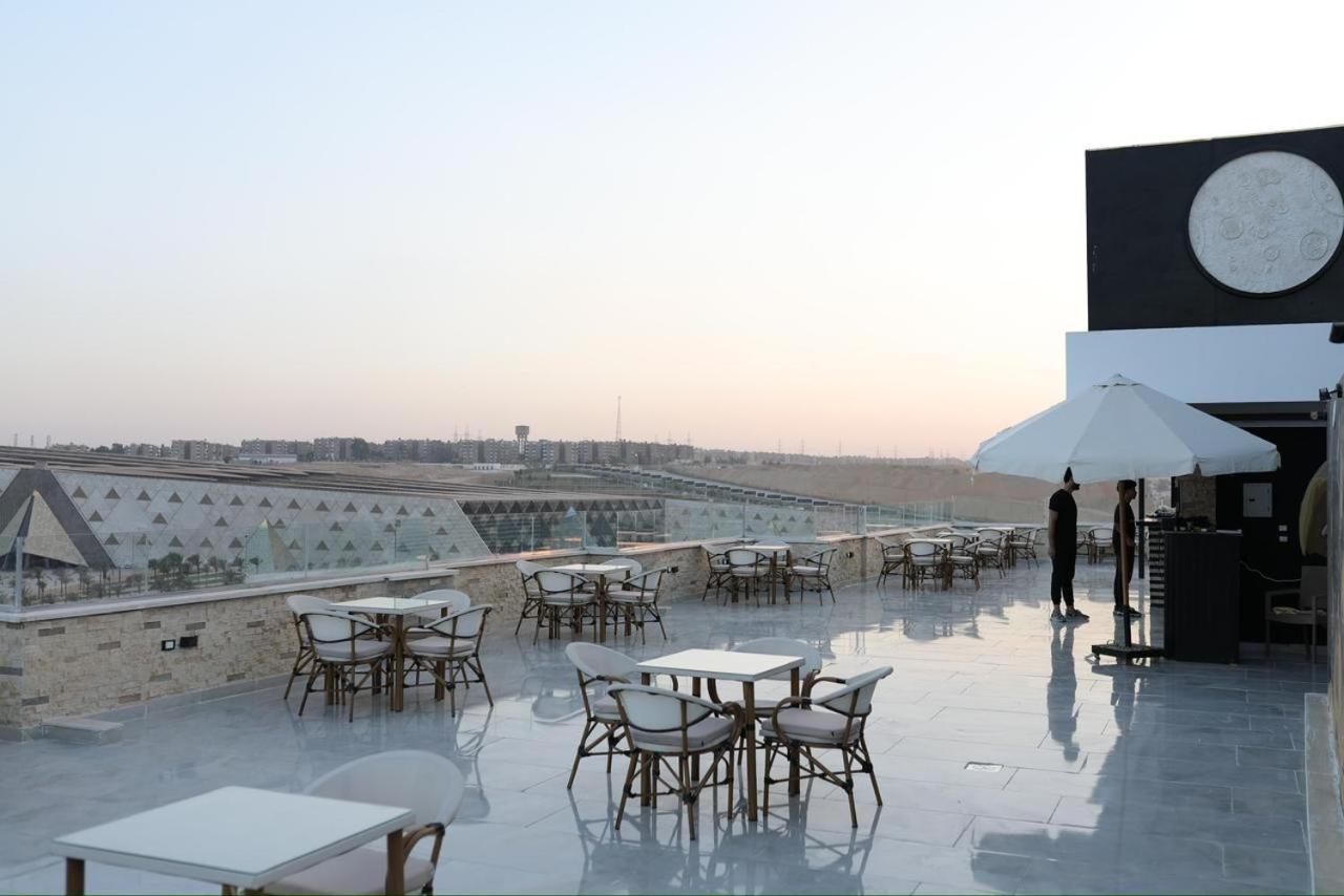 Grand Museum Hotel & Rooftop