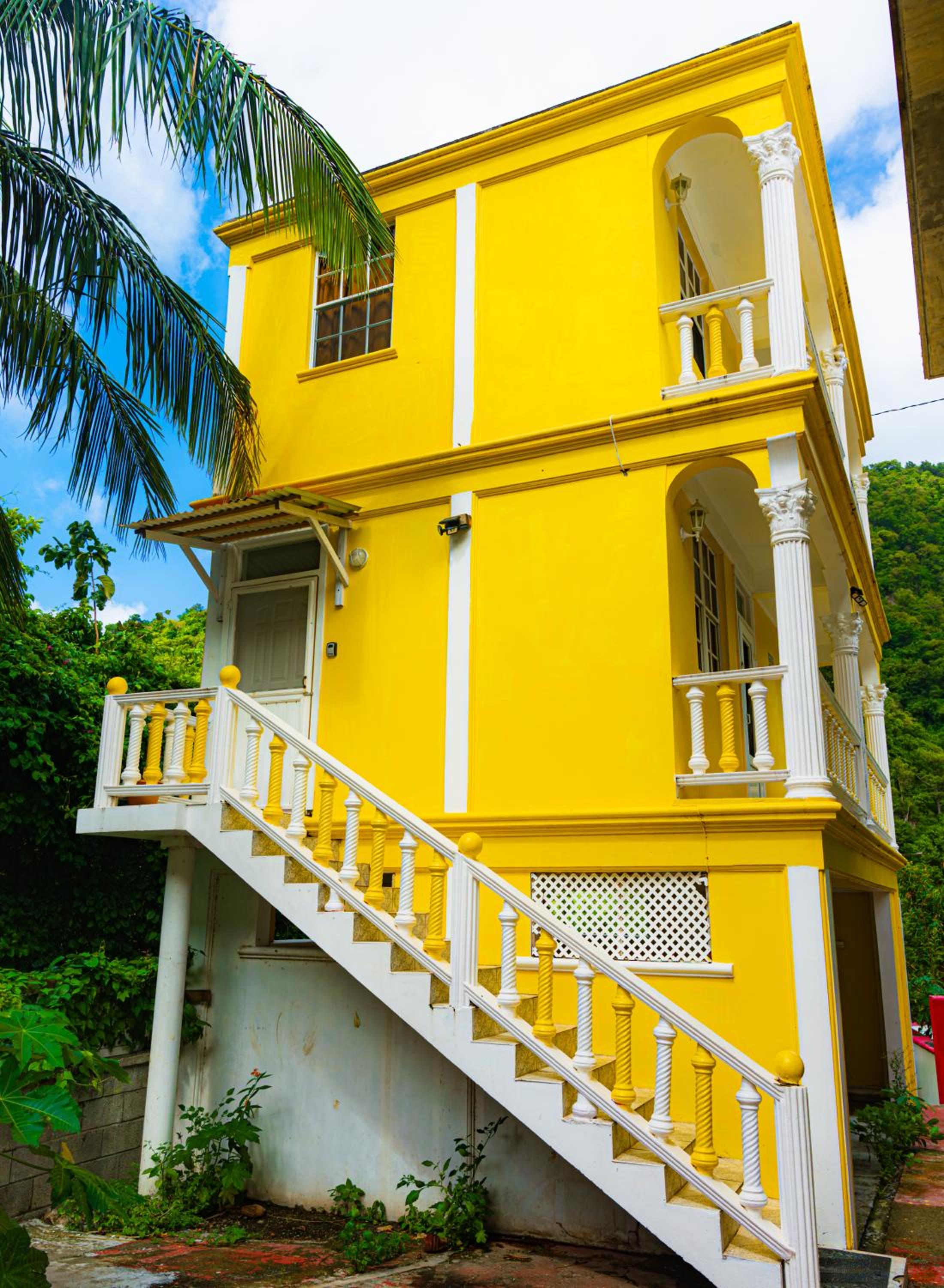 Rainbow Heights Apartment, Soufriere
