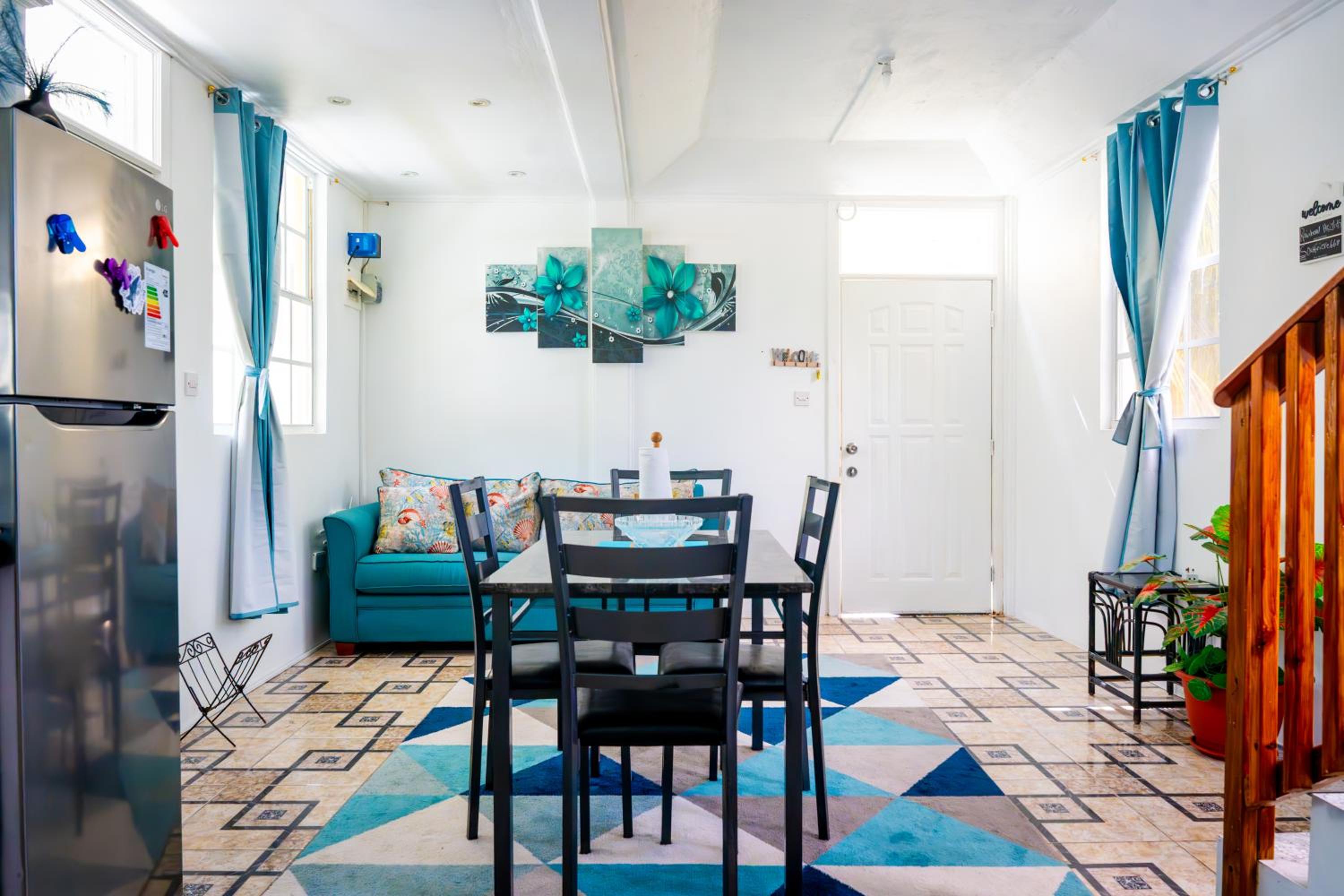 Rainbow Heights Apartment, Soufriere