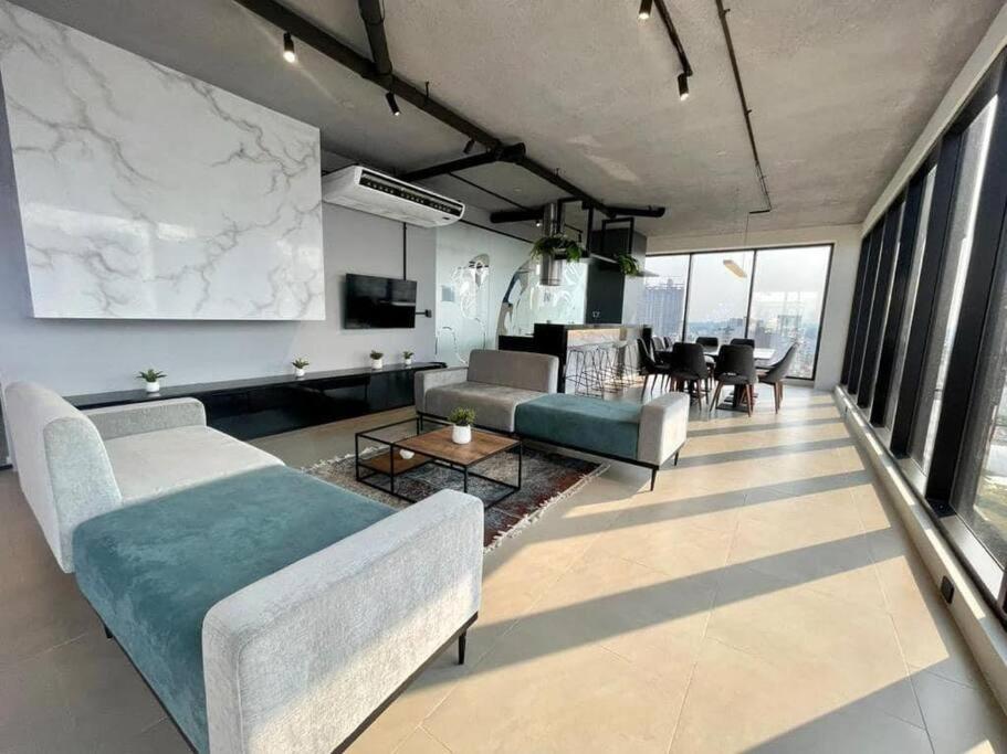 NanoTec Studio Equipetrol piso 9