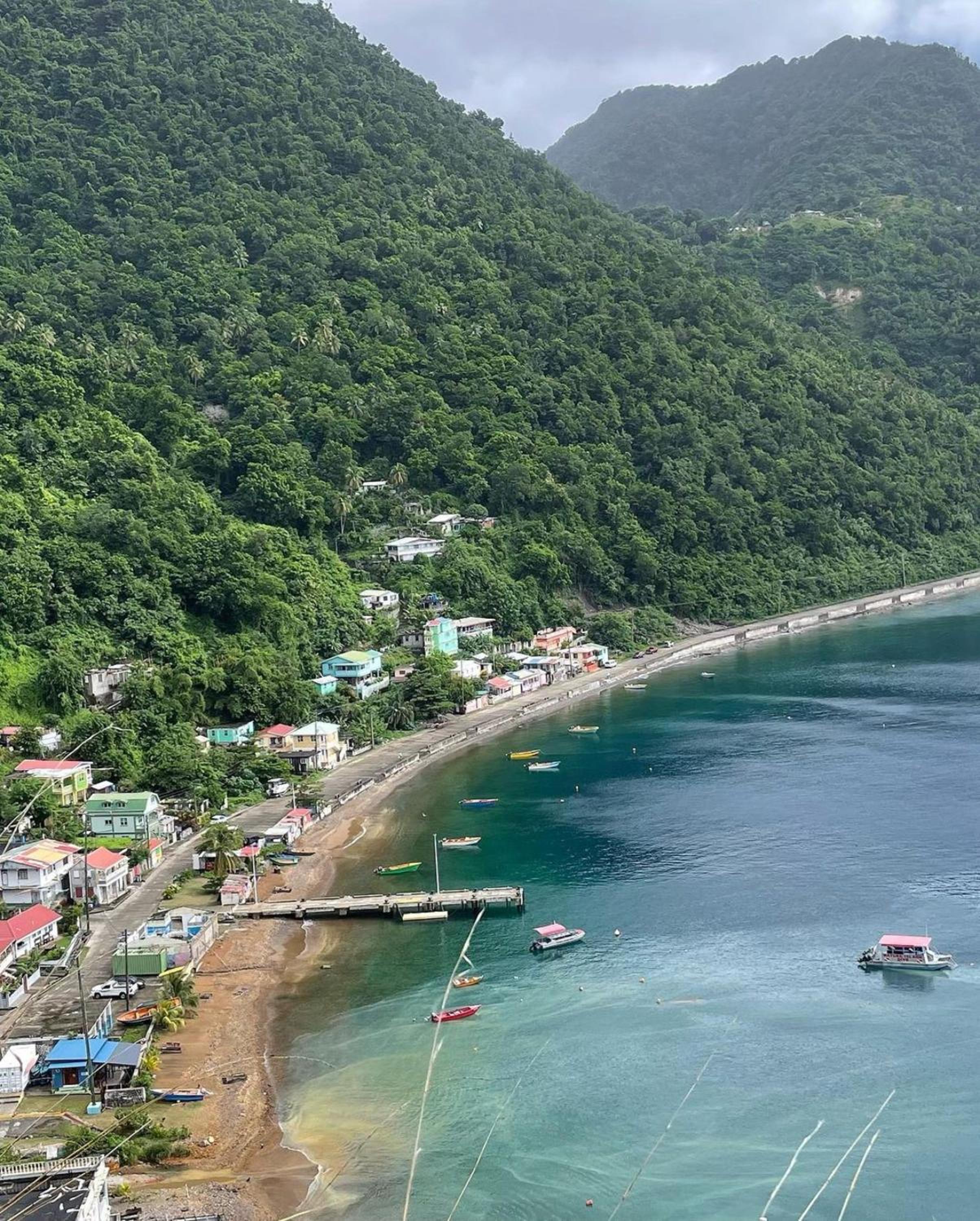 Rainbow Heights Apartment, Soufriere