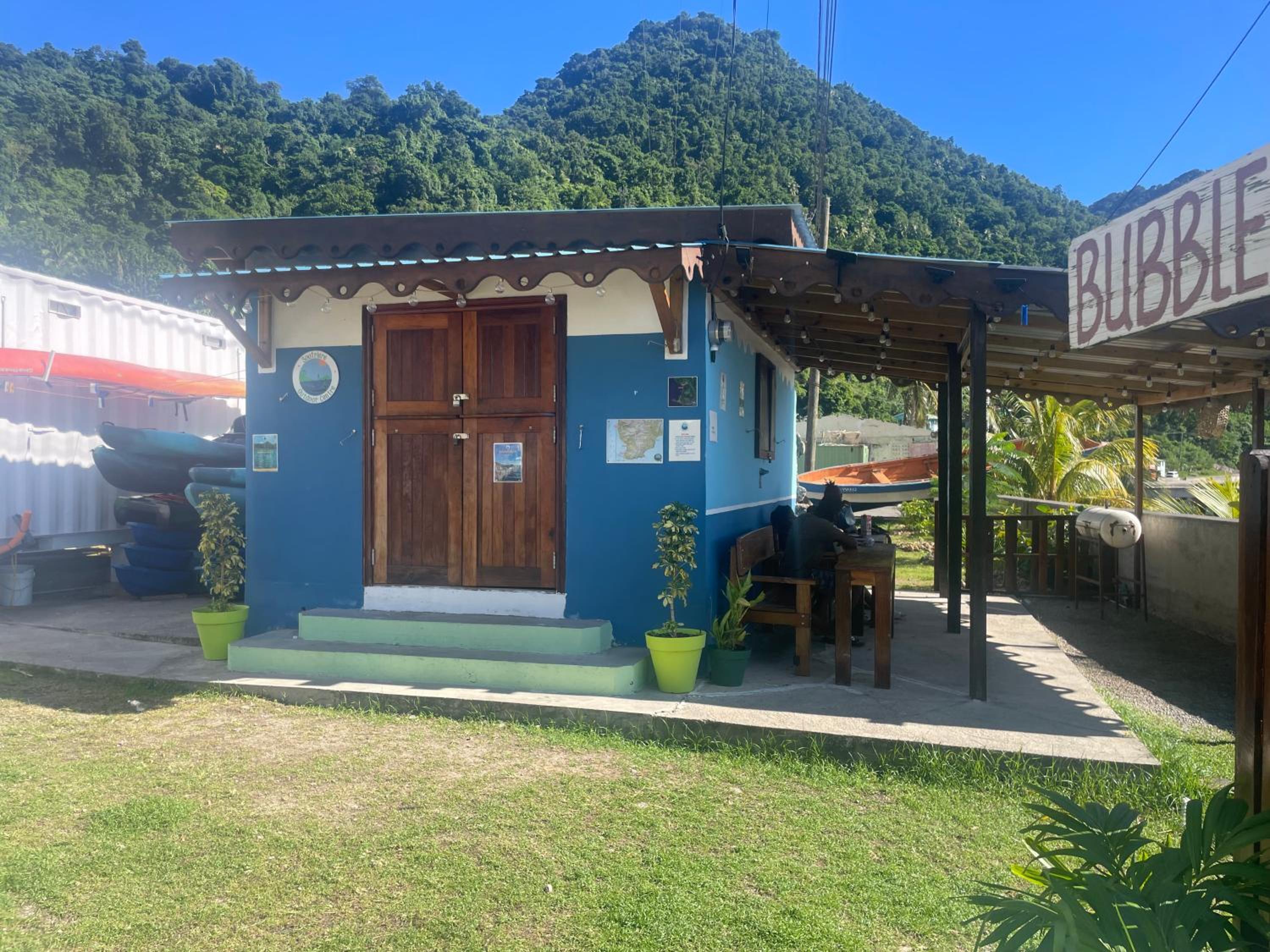 Rainbow Heights Apartment, Soufriere