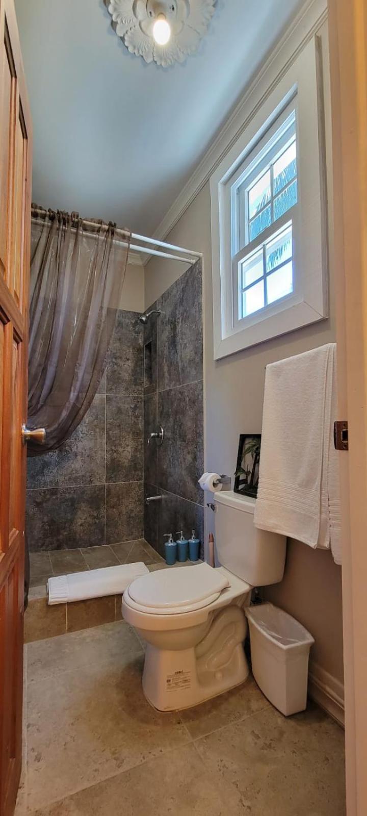 Caye Caulker Boutique Guesthouse 3
