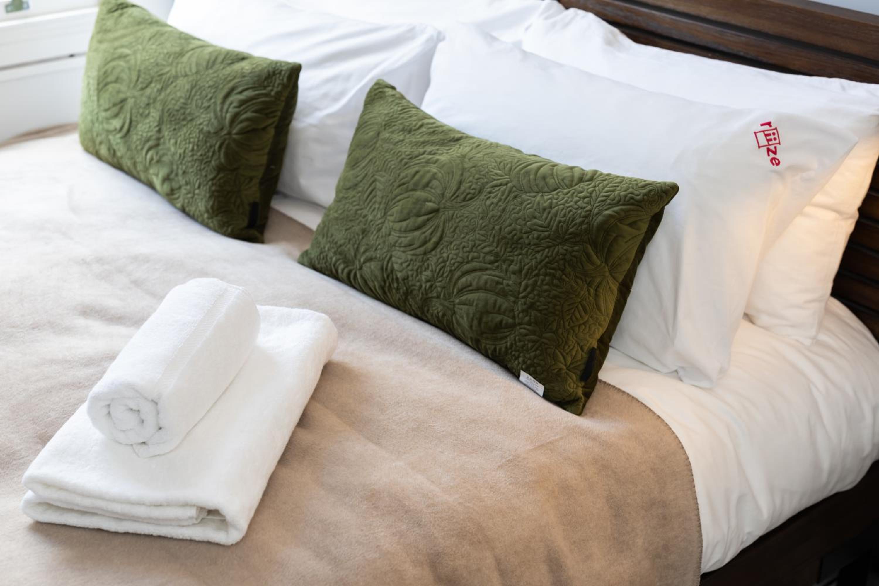 Worcester Vacations - Riize Boutique Hotel Worcester Self Check-in City Centre - Property Image 21