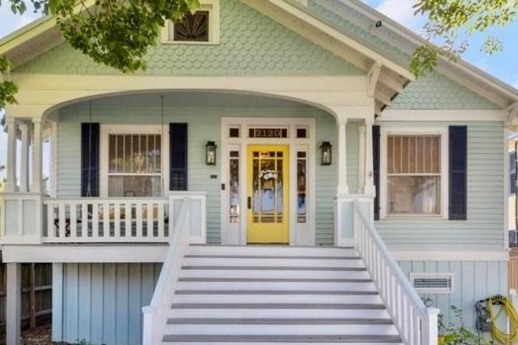 Historic 1926 Summerwind with Heated Pool - 3 Blocks to Beach view 4