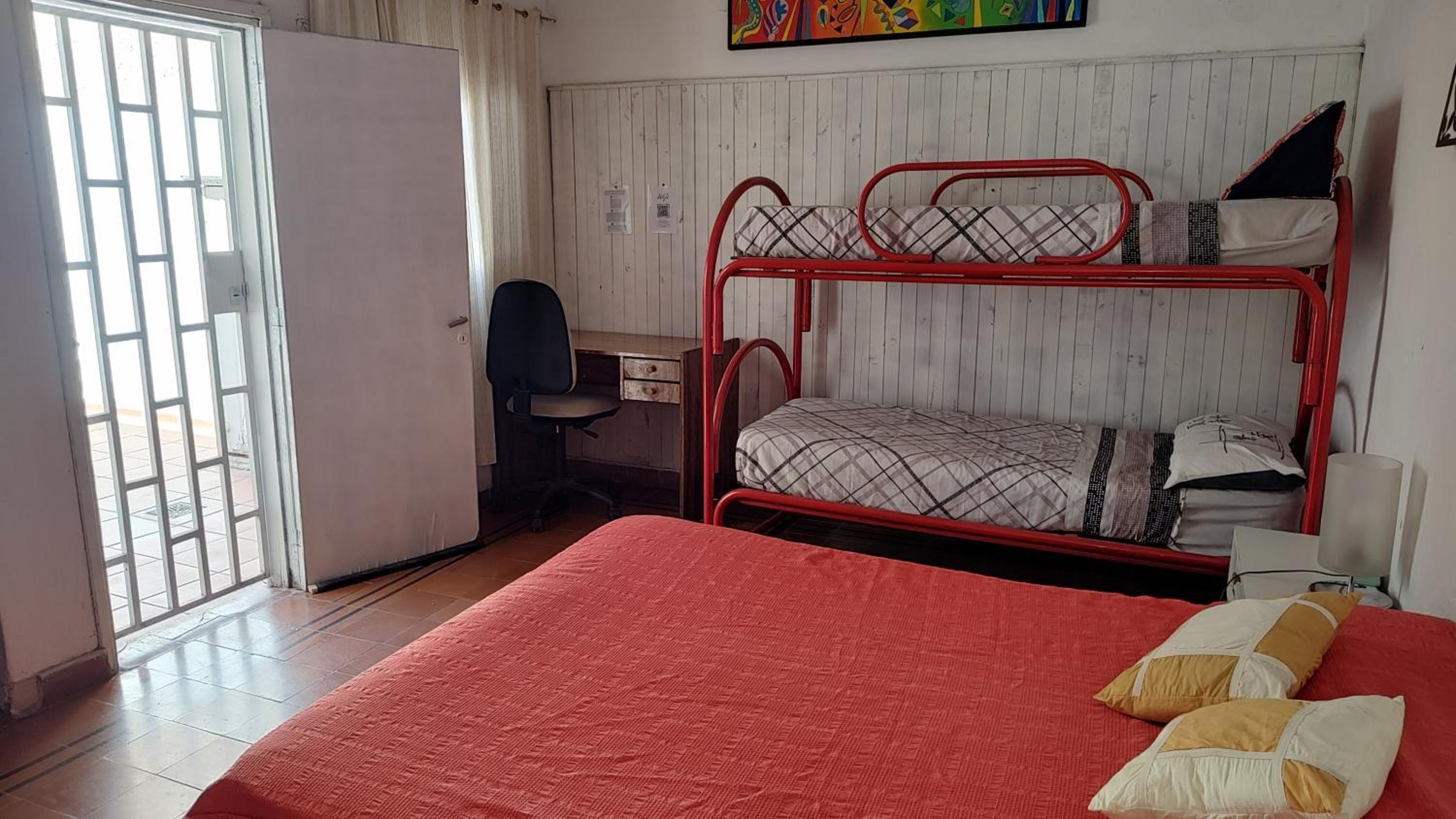 Habitación Privada en casa compartida, para mujeres, parejas, grupo mixto