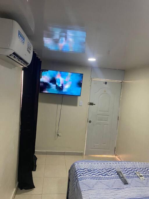 lugar comodo y barato
