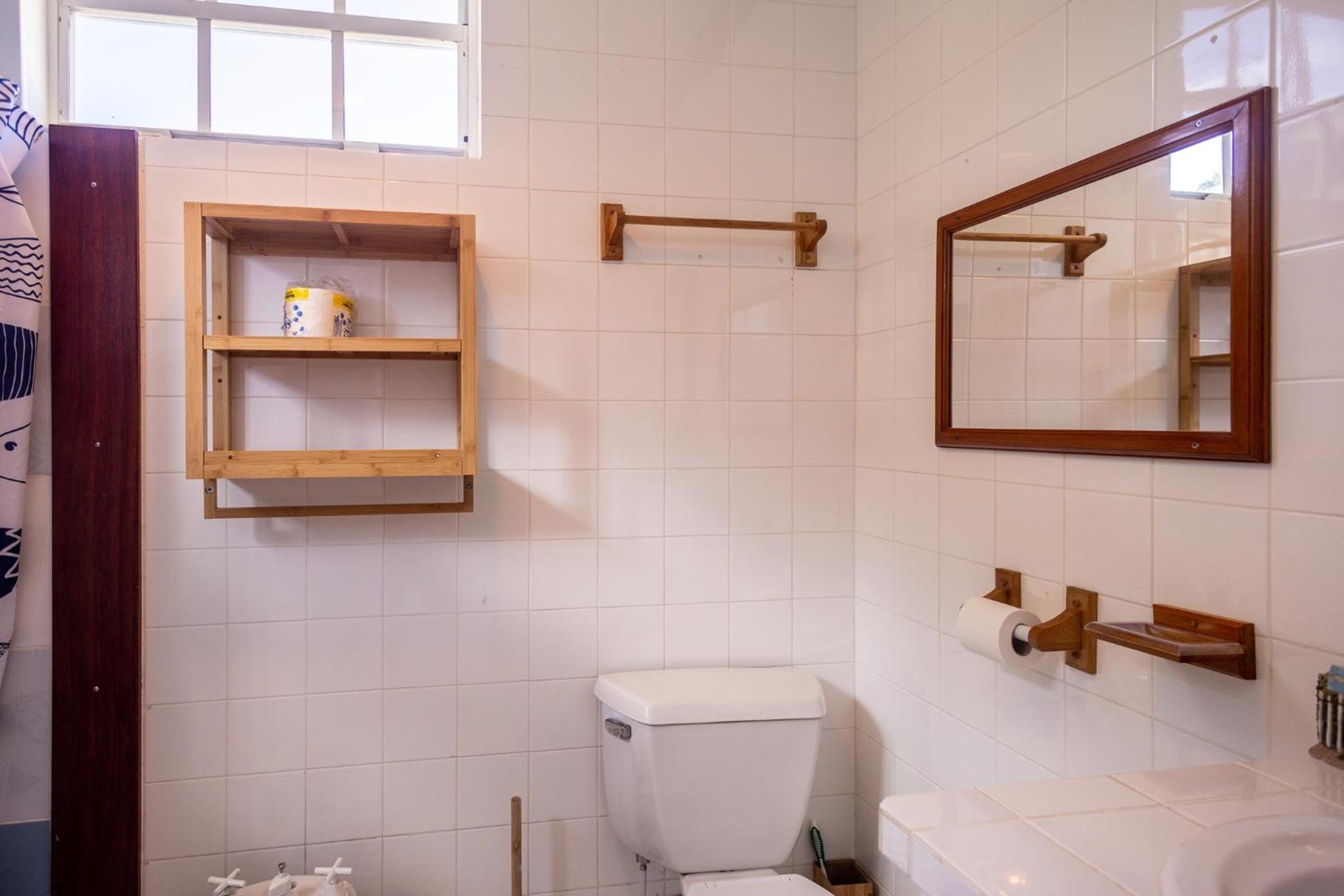 Rosehill Heights Modern 4 bedroom vacation rental