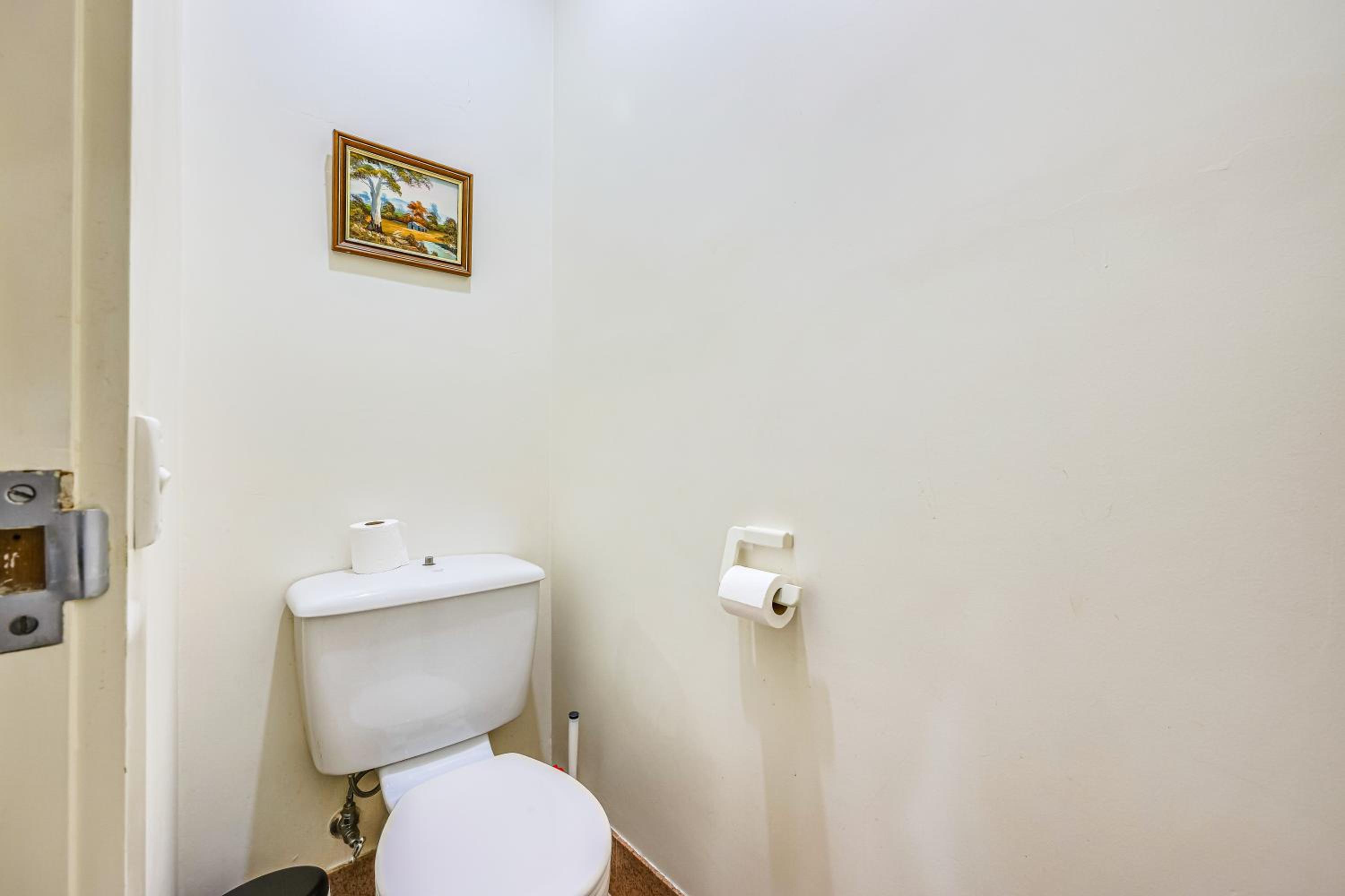 StayAU Spacious 6BR McKinnon Pool Home