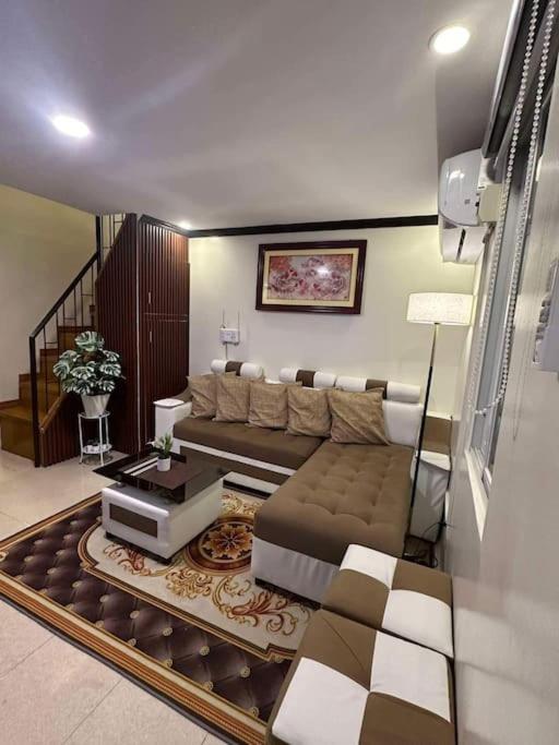 Sunny Villa view 3