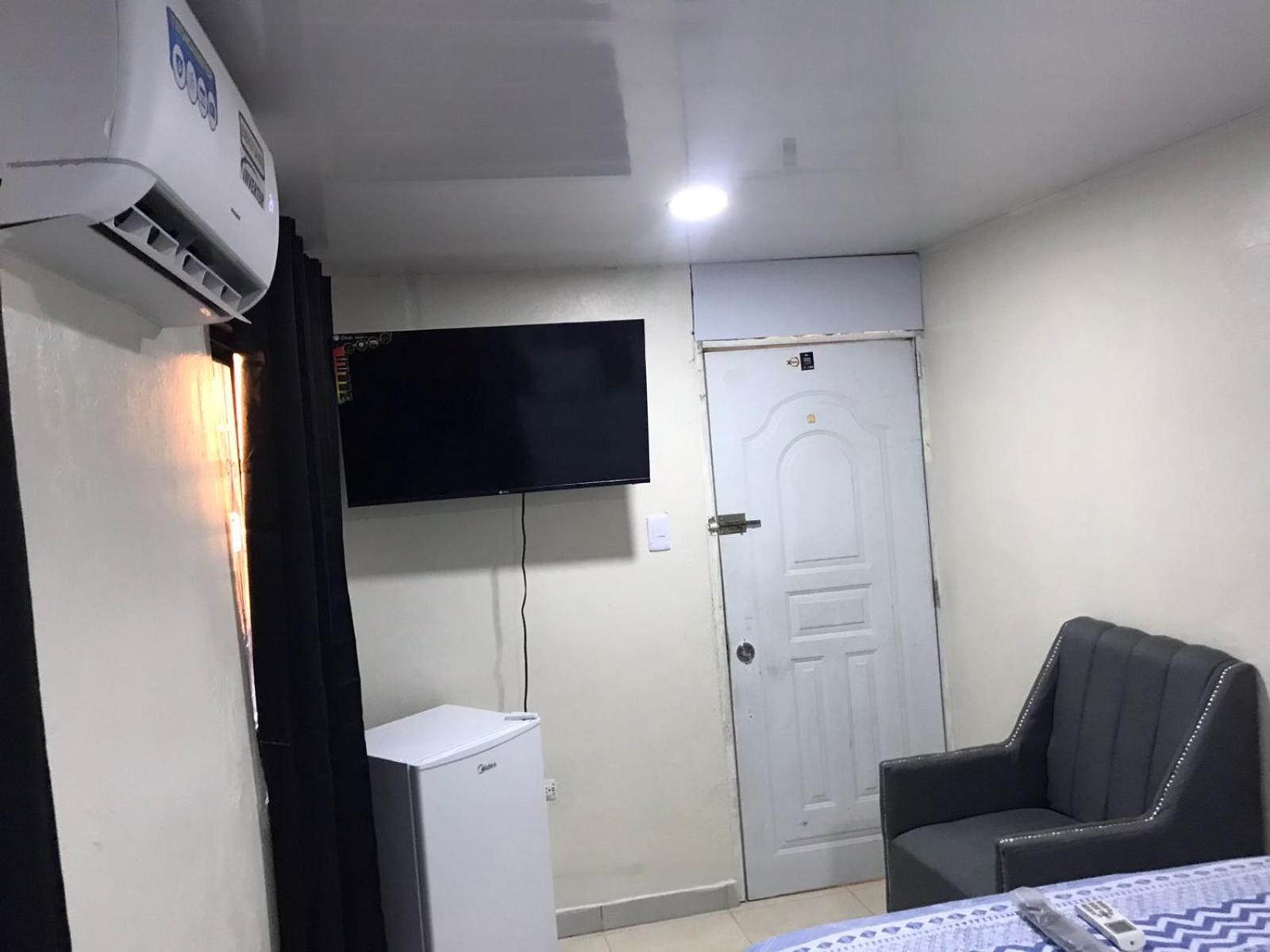 lugar comodo y barato