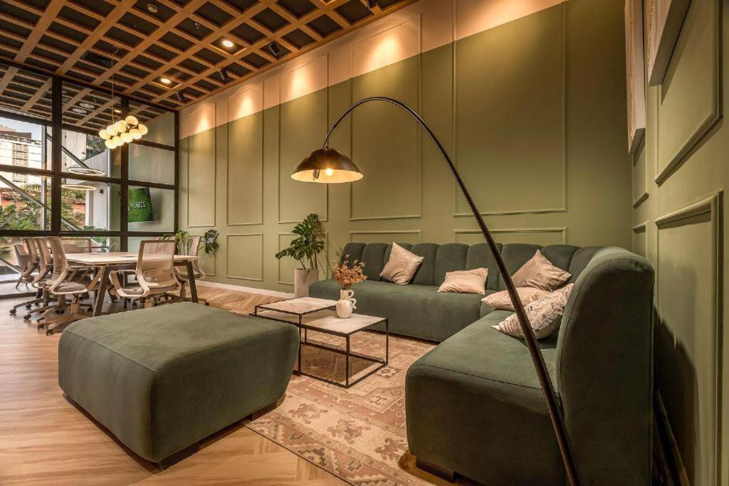 Estudio Deluxe Houze