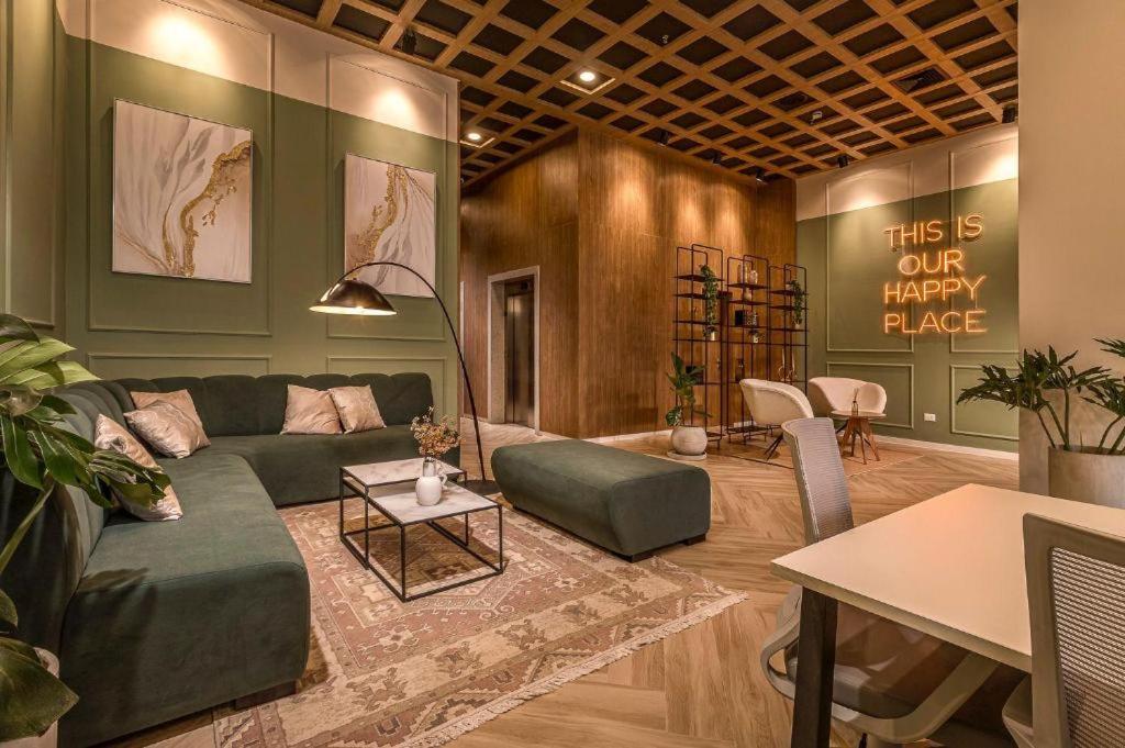 Estudio Deluxe Houze