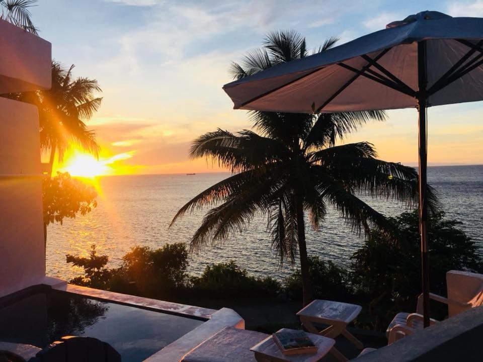 Bintana Sa Paraiso