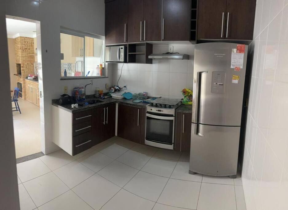 Linda casa em Araruama com piscina