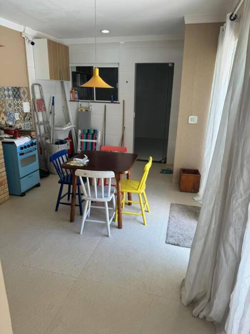 Linda casa em Araruama com piscina